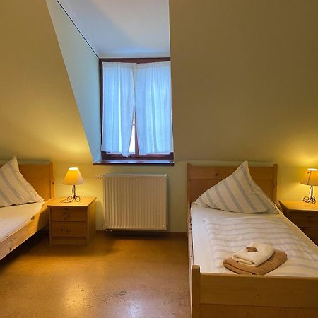 Rittergut Nickelsdorf Hotel Bagian luar foto